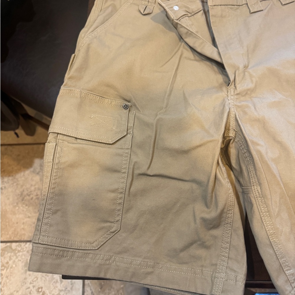 Duluth Trading Co Tan Cargo Shorts - Picture 2 of 7